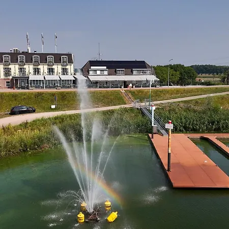Hoogeerd By Flow - Nijmegen Hotel Niftrik