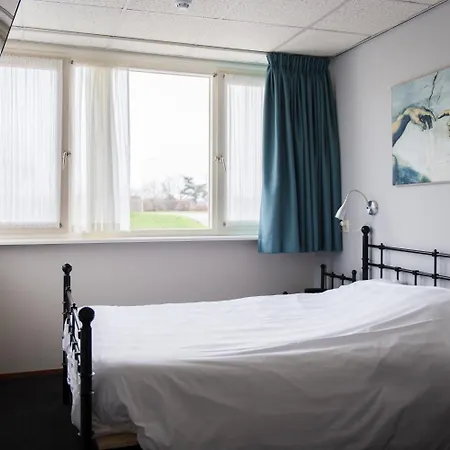 Hoogeerd By Flow - Nijmegen 酒店 4*