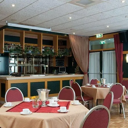 Hoogeerd By Flow - Nijmegen 4*