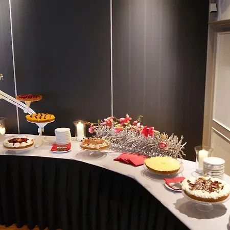 Hoogeerd By Flow - Nijmegen Hotel Niftrik