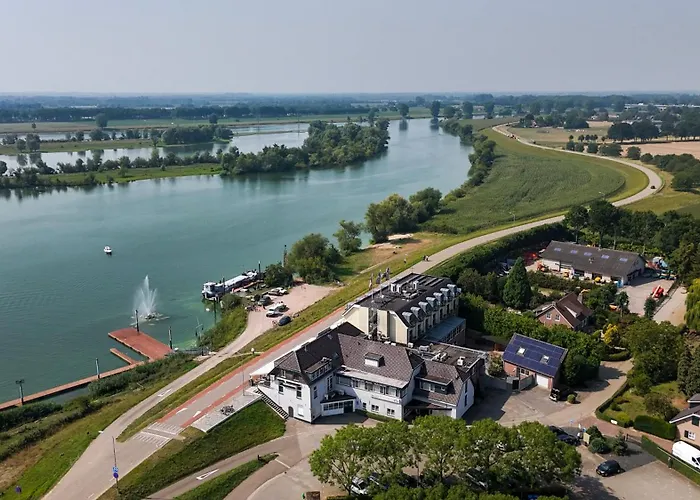 Hoogeerd By Flow - Nijmegen Hotell 4*