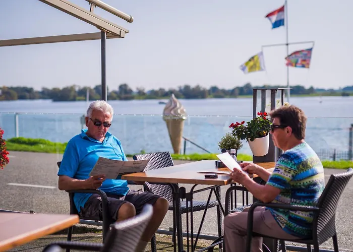 Hoogeerd By Flow - Nijmegen Szálloda 4*